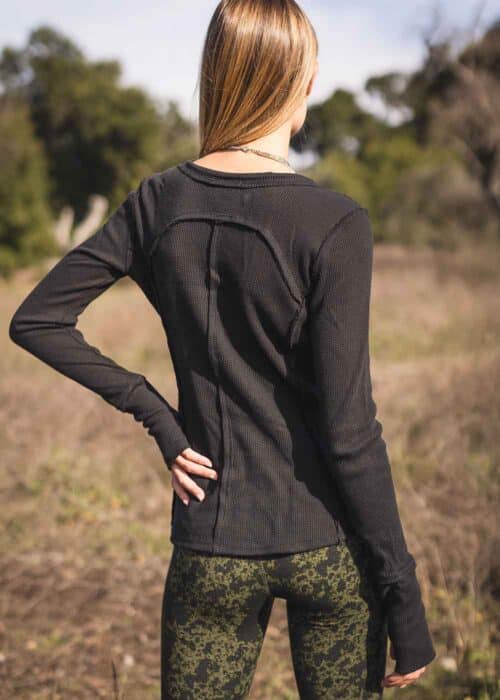 Zelda Tee in Organic Cotton & Bamboo - Image 8